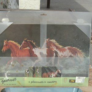 Casual Gourmet 2006 Packaged Horse Placemats Set